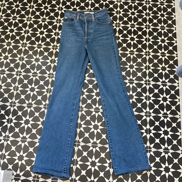 Levi’s Ribcage Bootcut Jean size 24 - Picture 1 of 4